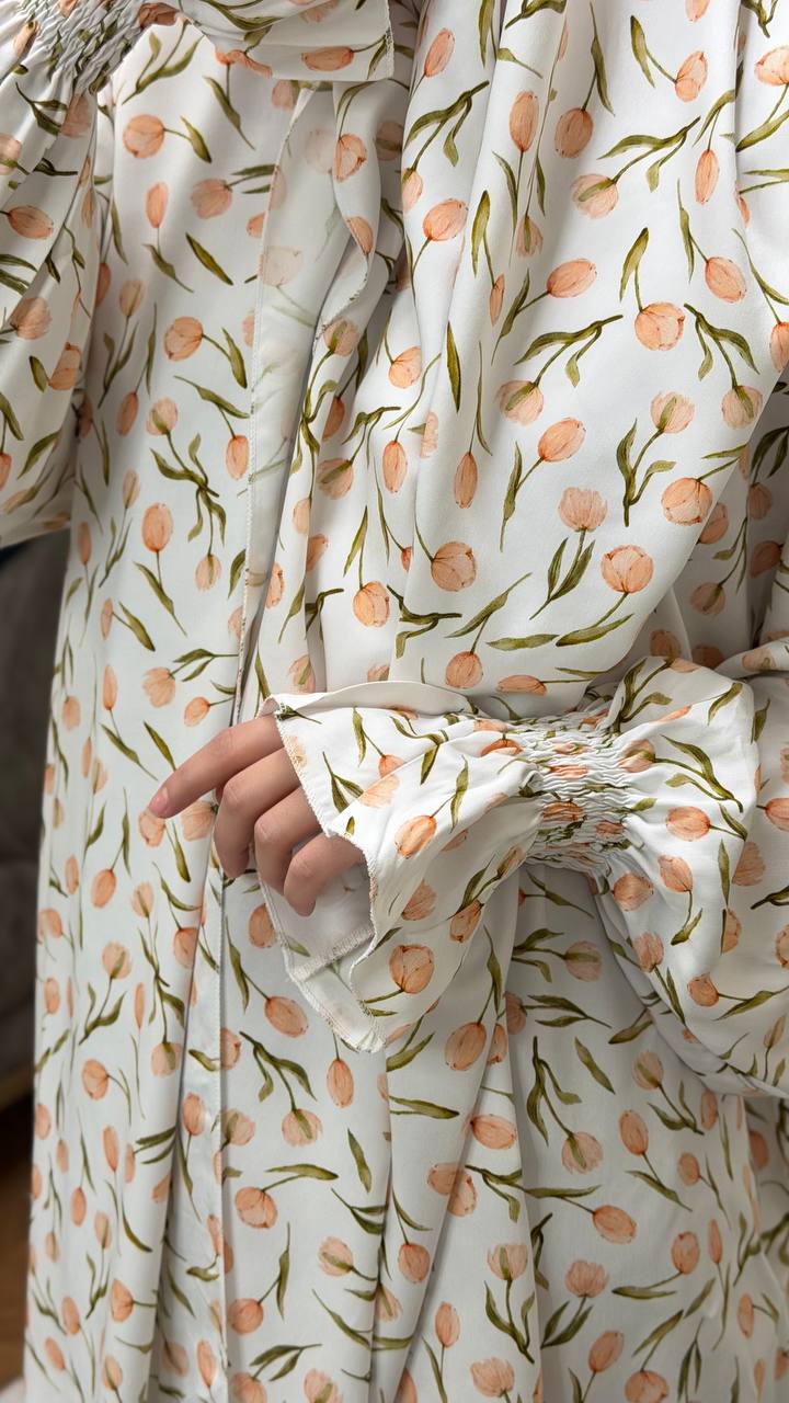 Ärmel Detail Aliyye Lale Abaya fließende Viskose mit Tulpen