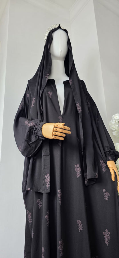 Elegante Halfeti Rose Abaya mit fließendem Schnitt und angenähtem Hijab